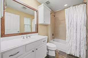 2604 Chenevert St, Houston, TX 77004 - Photo 16