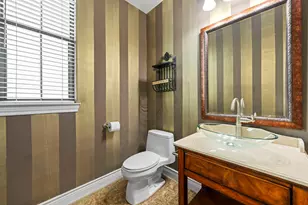 2604 Chenevert St, Houston, TX 77004 - Photo 26