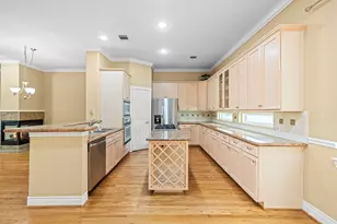 2604 Chenevert St, Houston, TX 77004 - Photo 24