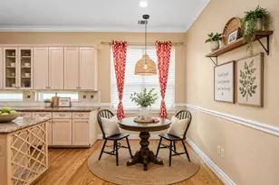 2604 Chenevert St, Houston, TX 77004 - Photo 4