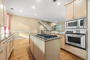 2604 Chenevert St, Houston, TX 77004 - Photo 24