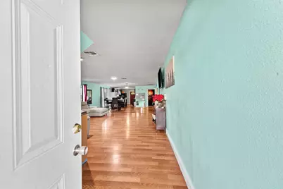 4322 Bennington Street, Houston, TX 77016 - Photo 2