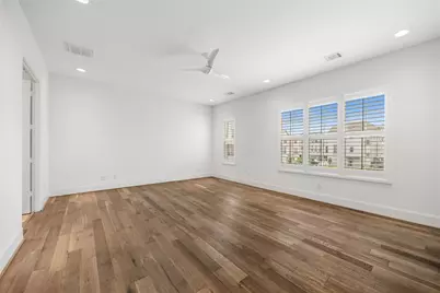 11107 Savannah Oaks Lane, Houston, TX 77043 - Photo 22