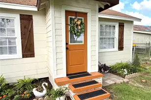 1410 N Gulf Blvd, Freeport, TX 77541 - Photo 6