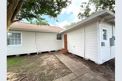 1410 N Gulf Boulevard, Freeport, TX 77541 - Photo 32