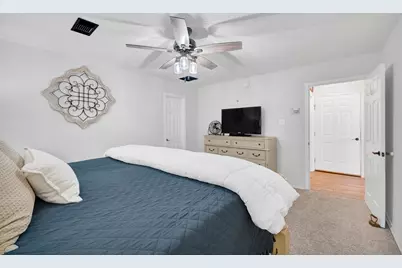 21219 Horse Shoe Drive, Manvel, TX 77578 - Photo 18