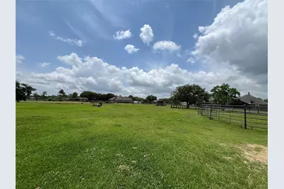 21219 Horse Shoe Drive, Manvel, TX 77578 - Photo 28