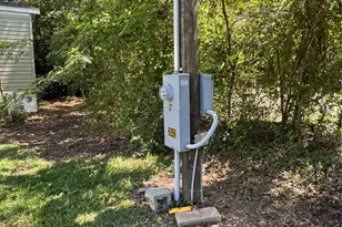 384 County Rd 452, Bronson, TX 75930 - Photo 4