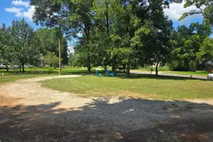 501 S 10th St, Crockett, TX 75835 - Photo 26