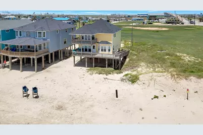 206 Starfish, Surfside Beach, TX 77541 - Photo 2