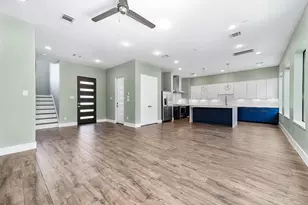 1522 Caywood Ln, Houston, TX 77055 - Photo 2