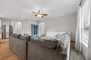 986 Golden Willow Ln, Conroe, TX 77304 - Photo 10