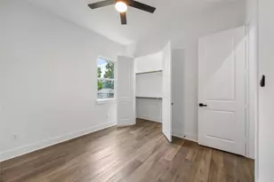 6812 Tuskegee St, Houston, TX 77091 - Photo 10