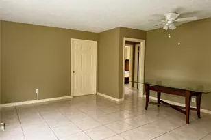 1231 6th Ave N, Texas City, TX 77590 - Photo 2