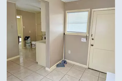 1231 6th Avenue N, Texas City, TX 77590 - Photo 6