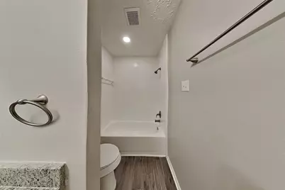 2010 Creekshire Drive, Sugar Land, TX 77478 - Photo 16