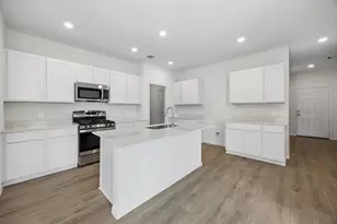 25227 Leather Leaf Ct, Montgomery, TX 77316 - Photo 6