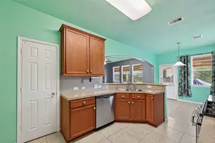 8314 Egret Bay Cir, Baytown, TX 77523 - Photo 16
