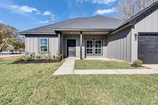 101 Chestnut St, Brazoria, TX 77422 - Photo 2