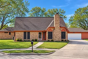 342 Swords Bend St, Stafford, TX 77477 - Photo 1