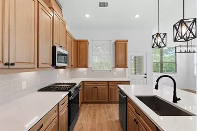 26277 E Outrider Banks Circle, Montgomery, TX 77316 - Photo 4