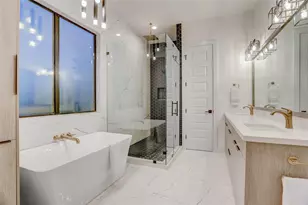 2435 Sheridan St, Houston, TX 77030 - Photo 16