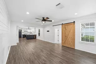 2044 Des Jardines St, Houston, TX 77023 - Photo 6