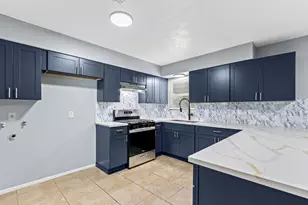 10918 Ritow St, Houston, TX 77089 - Photo 6