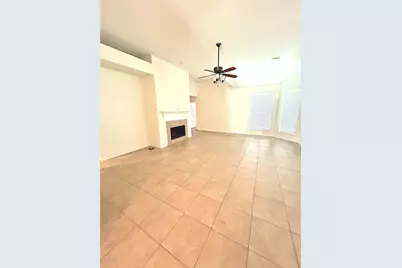 2526 Sunrise Harbor Lane, Pearland, TX 77584 - Photo 4