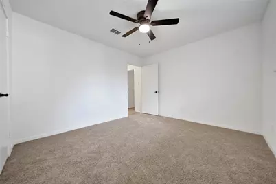 5411 Fairgreen Lane, Houston, TX 77048 - Photo 14