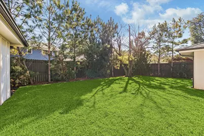 2926 Fontana Drive, Houston, TX 77043 - Photo 32