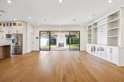 2926 Fontana Drive, Houston, TX 77043 - Photo 10