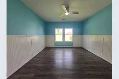 7318 Parkview Drive, Hitchcock, TX 77563 - Photo 16