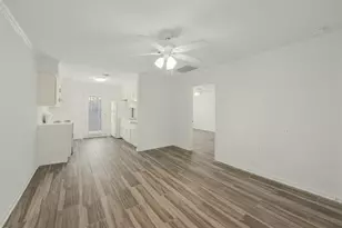 1917 Augusta Dr, Houston, TX 77057 - Photo 2