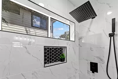 6034 Valley Cove Lane, Houston, TX 77085 - Photo 16