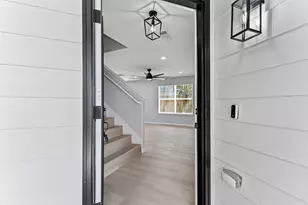 6034 Valley Cove Ln, Houston, TX 77085 - Photo 4