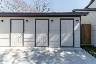 207 N Poplar Street N #B, Tomball, TX 77375 - Photo 20