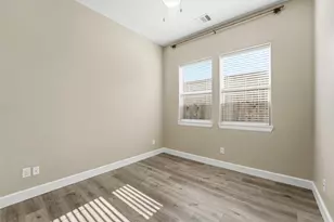 2117 Naomi St, Houston, TX 77054 - Photo 6
