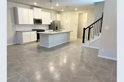 705 Seabreeze Drive, Kemah, TX 77565 - Photo 2