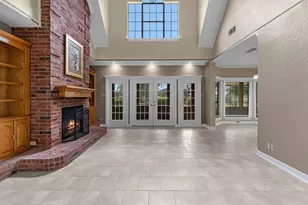 24849 County Rd 48, Angleton, TX 77515 - Photo 8