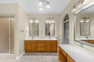 24849 County Rd 48, Angleton, TX 77515 - Photo 20