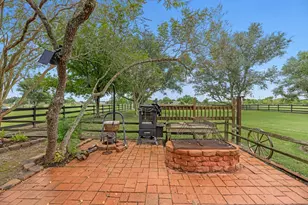 24849 County Rd 48, Angleton, TX 77515 - Photo 42