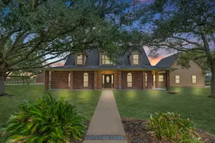 24849 County Rd 48, Angleton, TX 77515 - Photo 2