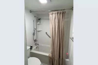 2100 Tanglewilde Street #512, Houston, TX 77063 - Photo 10
