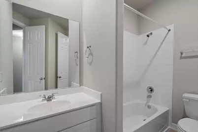 4011 Sterling Springs Lane, League City, TX 77573 - Photo 10