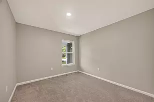 5751 Thrush Dr, Houston, TX 77033 - Photo 22