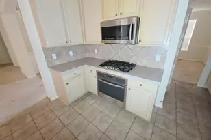 1410 Grand Haven Ln, Sugar Land, TX 77479 - Photo 4