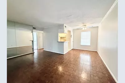 3902 Mandell Street #9, Houston, TX 77006 - Photo 2