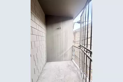 3902 Mandell Street #9, Houston, TX 77006 - Photo 14