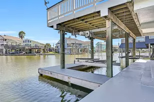 4310 Karankawa Way, Jamaica Beach, TX 77554 - Photo 40